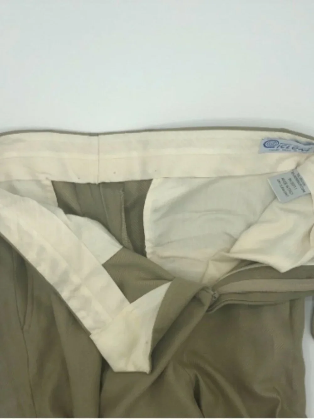 LINEA NATURALE Italy Pleated Pants Light Tan Size 33